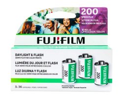 thumbnail Fujifilm C200 fujicolor (iso 200, 36 exp) date 12/2026 - 0